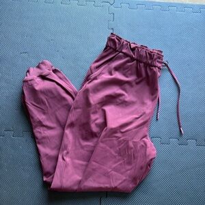 Lululemon joggers. Can be used to workout or to go out.